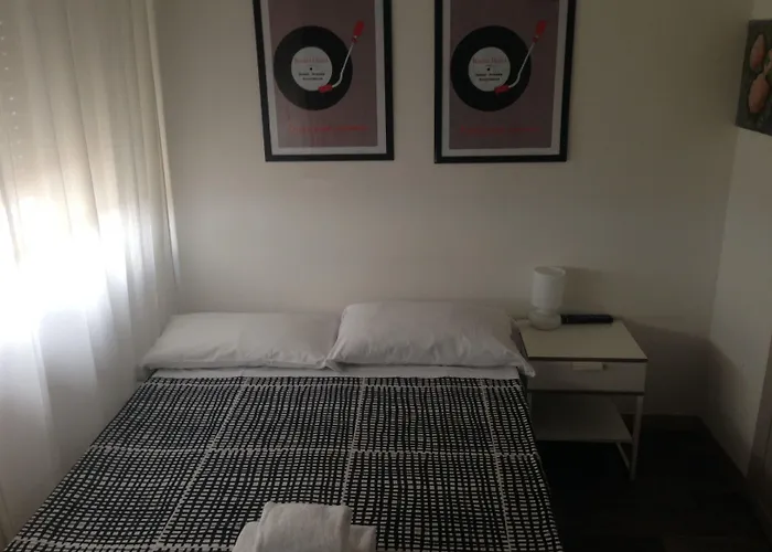 Otel Radio 2*